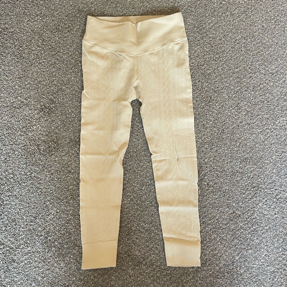 Joy Lab Cream matching Leggings and Sports Bra